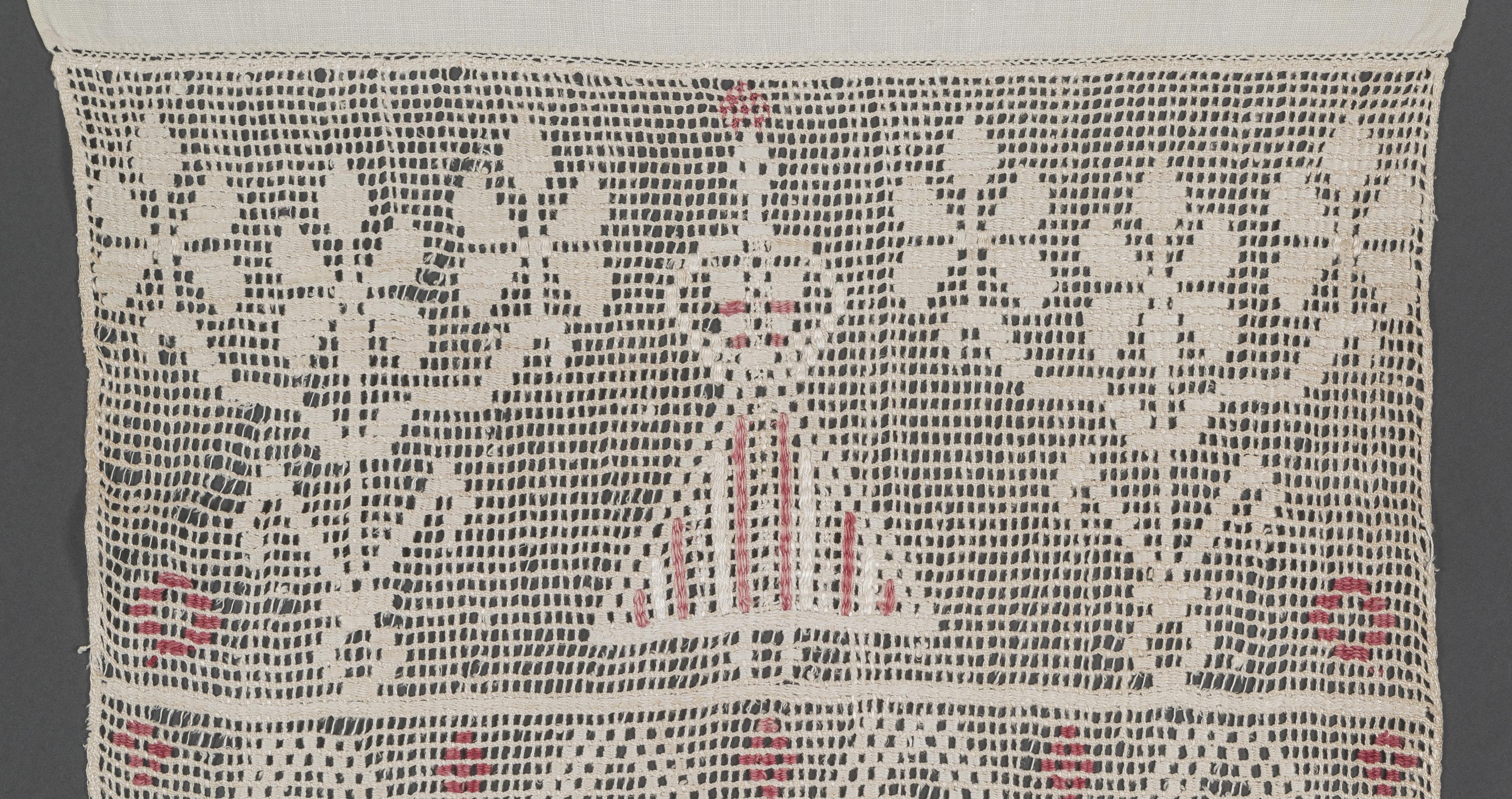 2013.0031.160 Towel, detail 3