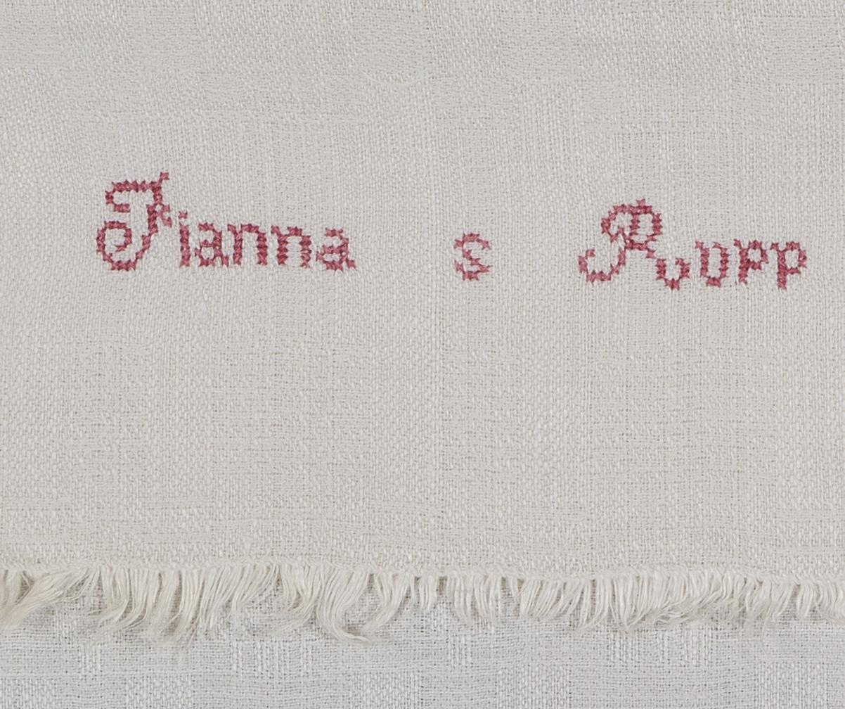 2013.0031.167 Towel, detail 3