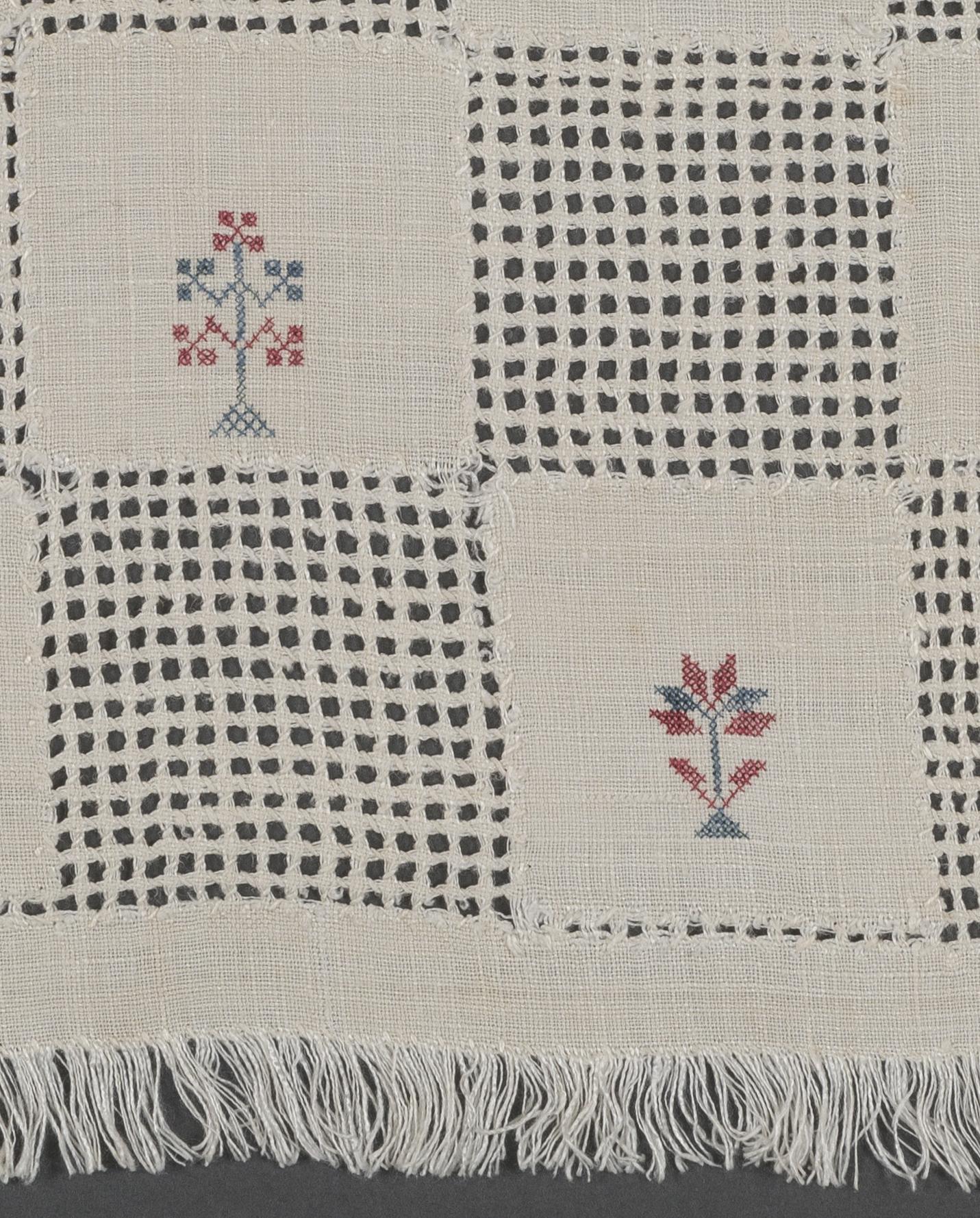 2013.0031.168 Towel, detail 10