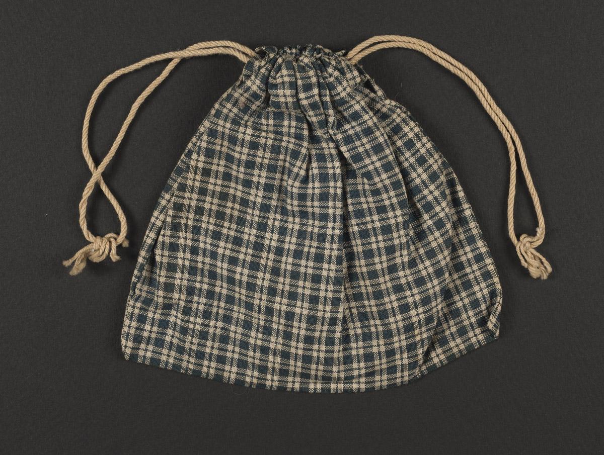 2013.0031.185.011.001 Bag