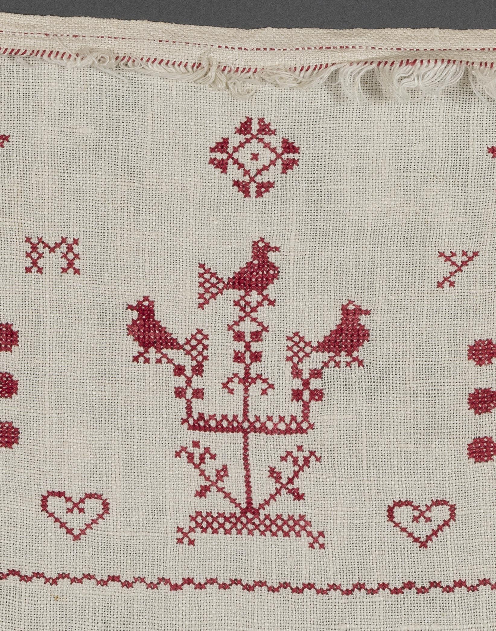 2013.0031.170 Towel, detail 3