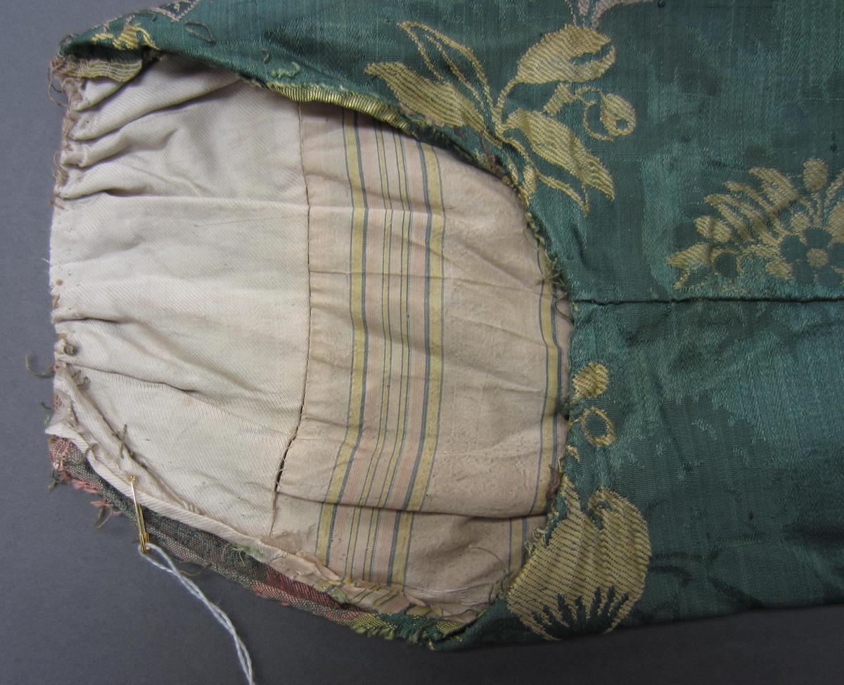 1969.2481 G Ex Dress, Lining
