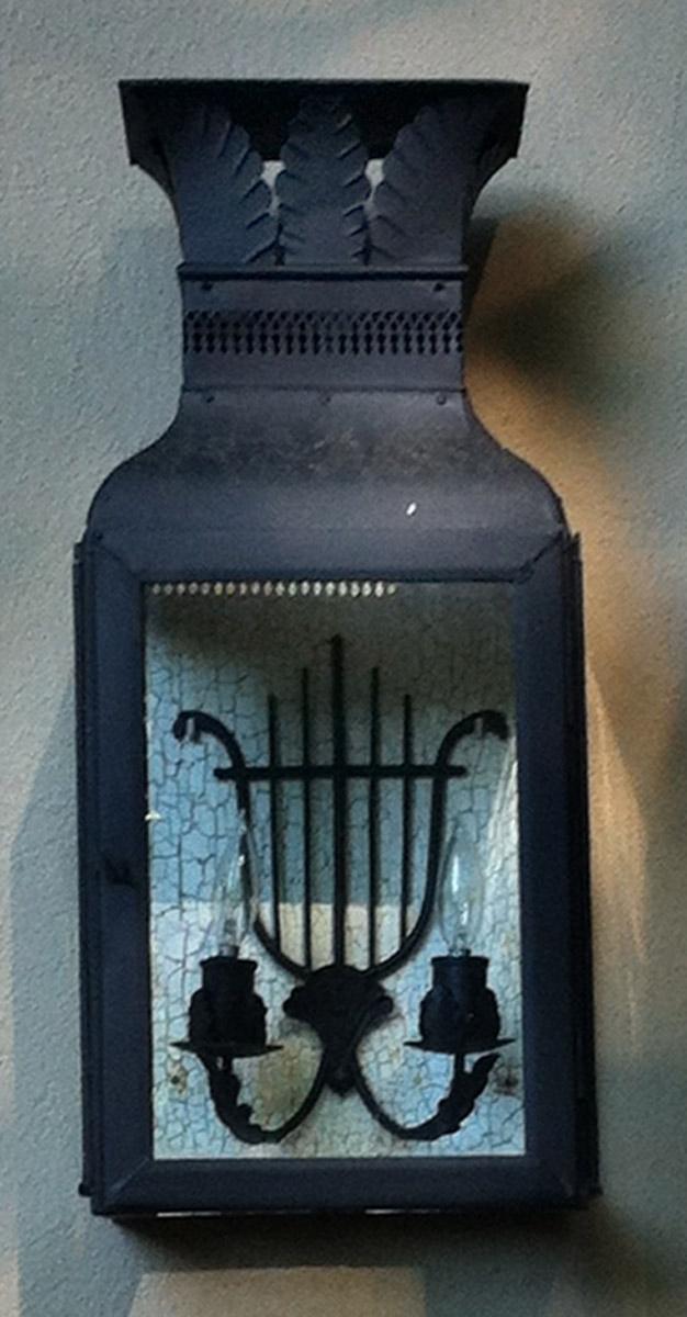 1969.8676.001 lantern
