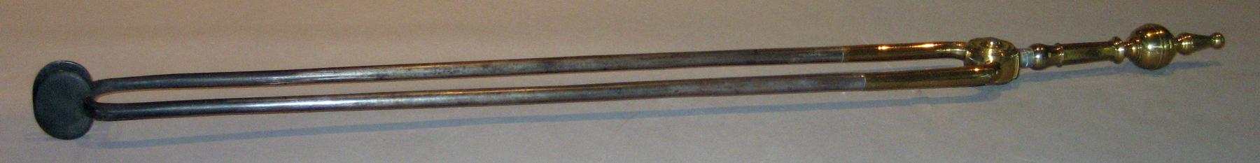 1959.0516 Tongs