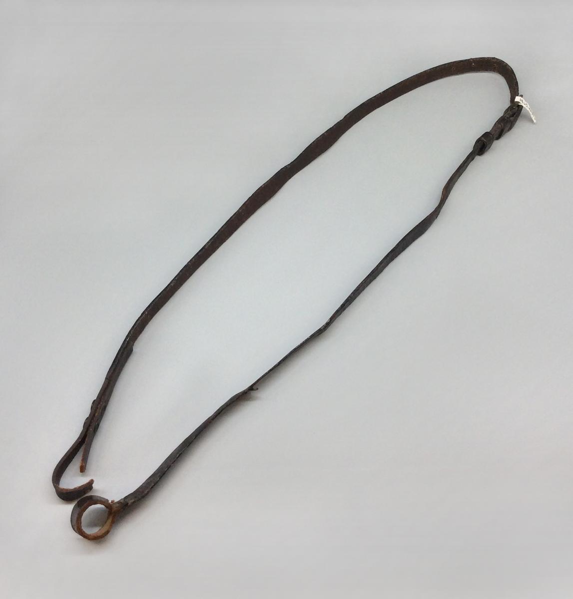 1965.2744 B Strap, view 1