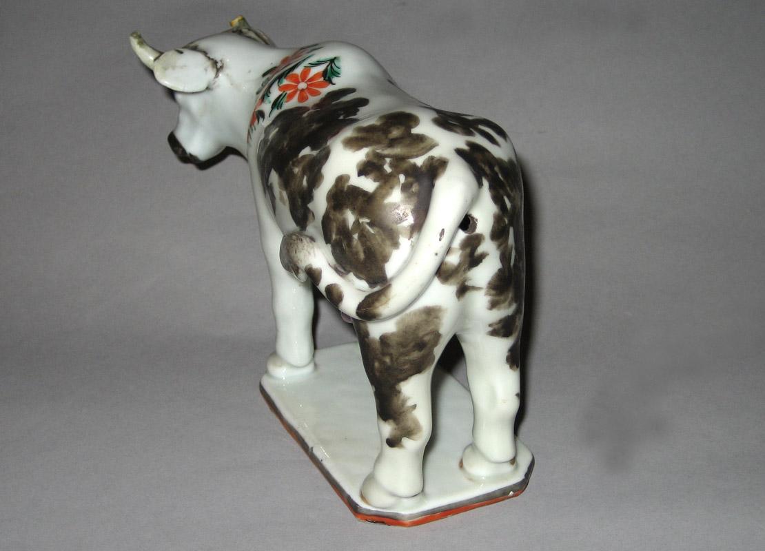 1959.0534 Water buffalo figure view2