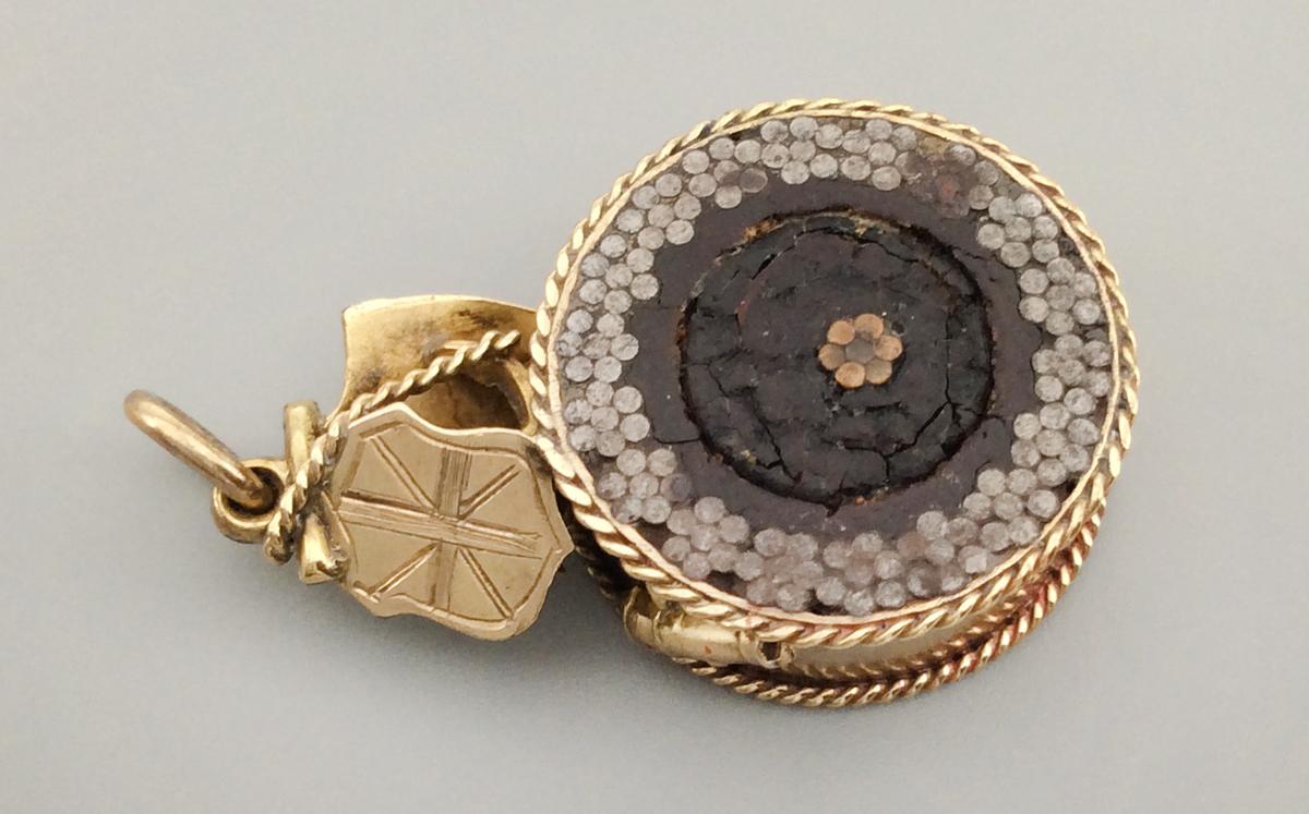 1959.0565 Watch fob, view 6