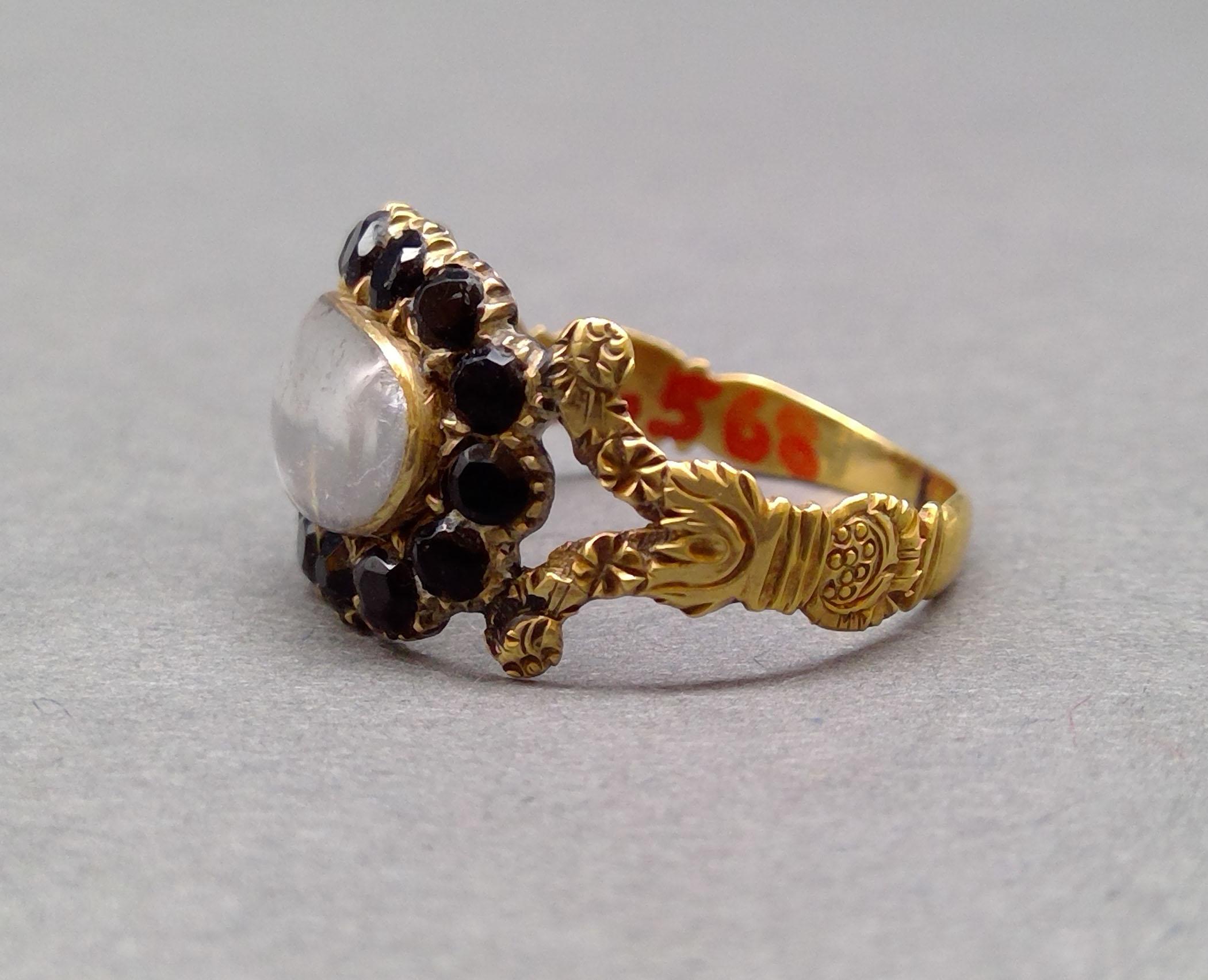 1959.0568 Ring (finger), Mourning ring, view 2