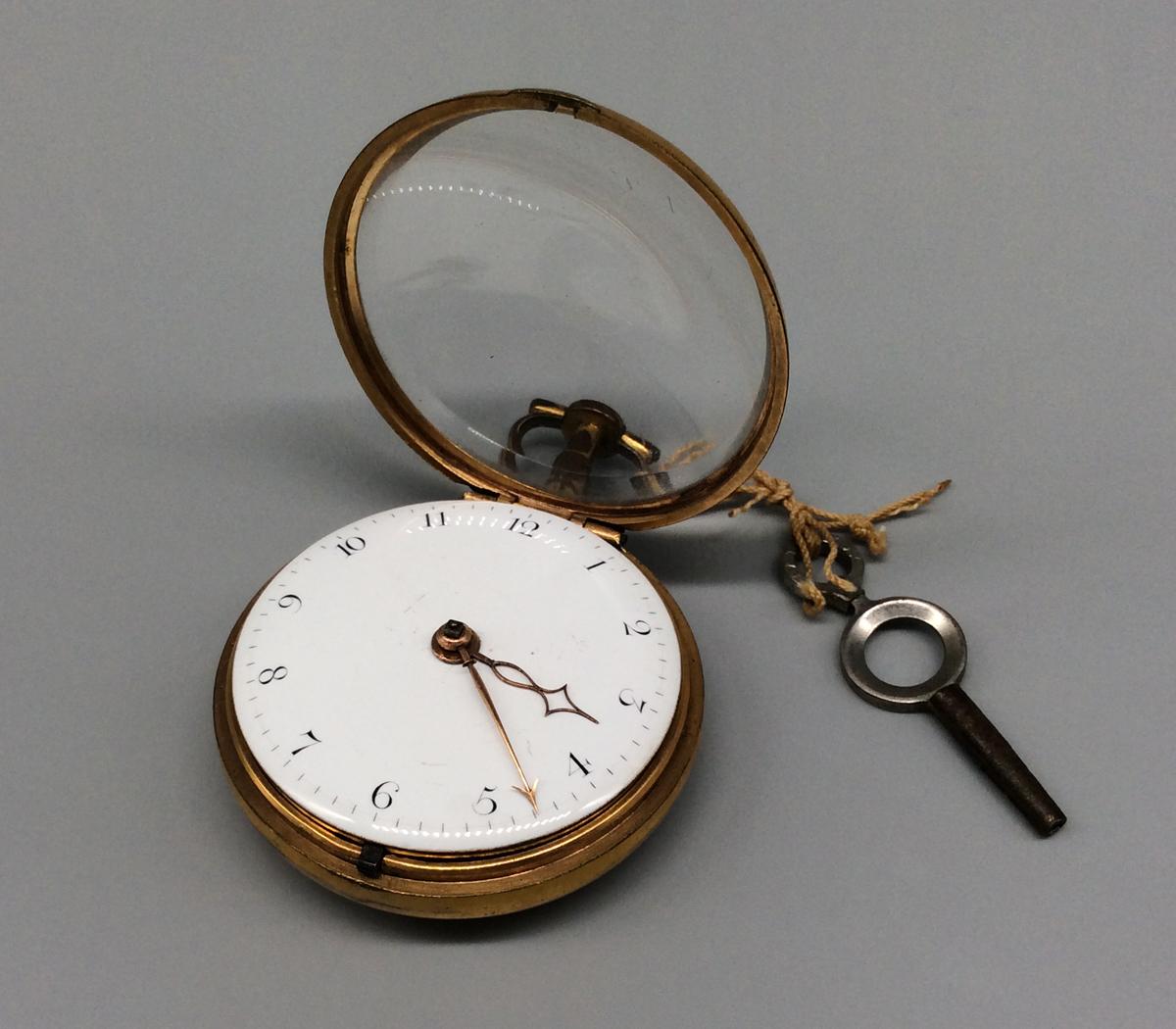 1959.0576 Watch, view 3