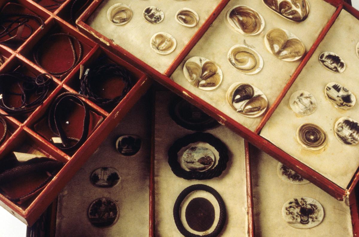 1959.0580 B-D Box, Tray Detail