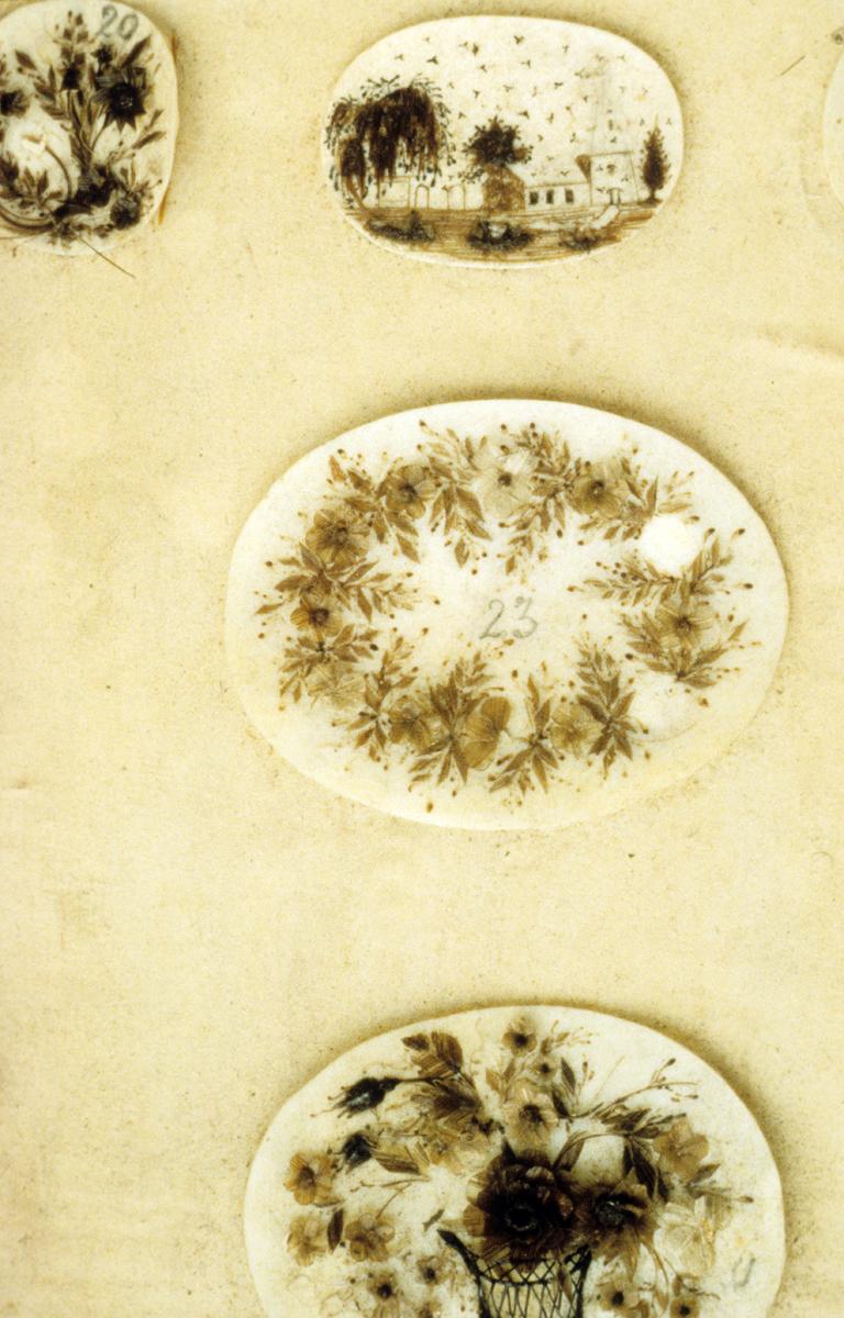 1959.0580 D Box, Ornament Detail 2