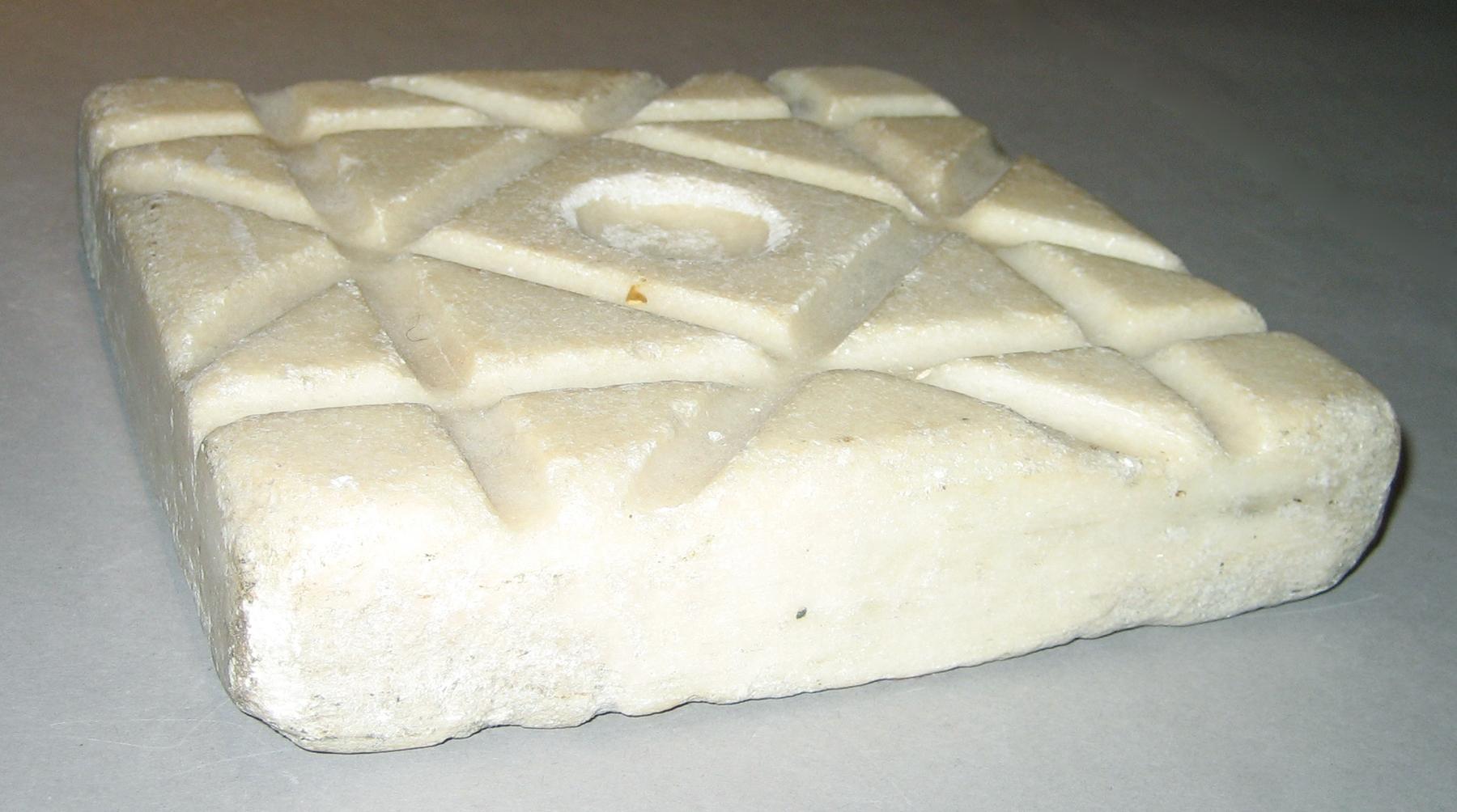 1959.0616 Tong stone