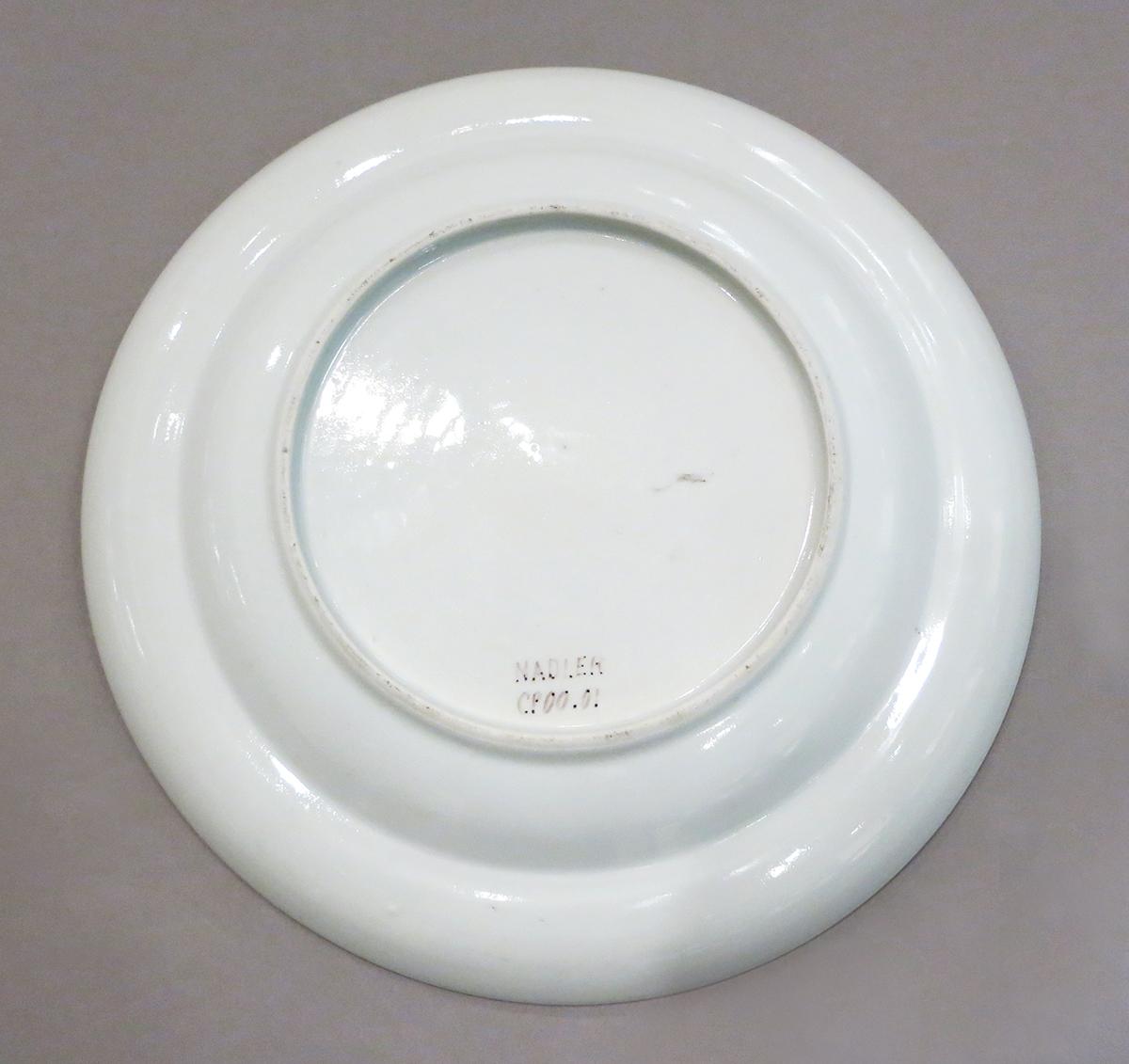 2014.0016.163 Plate underside
