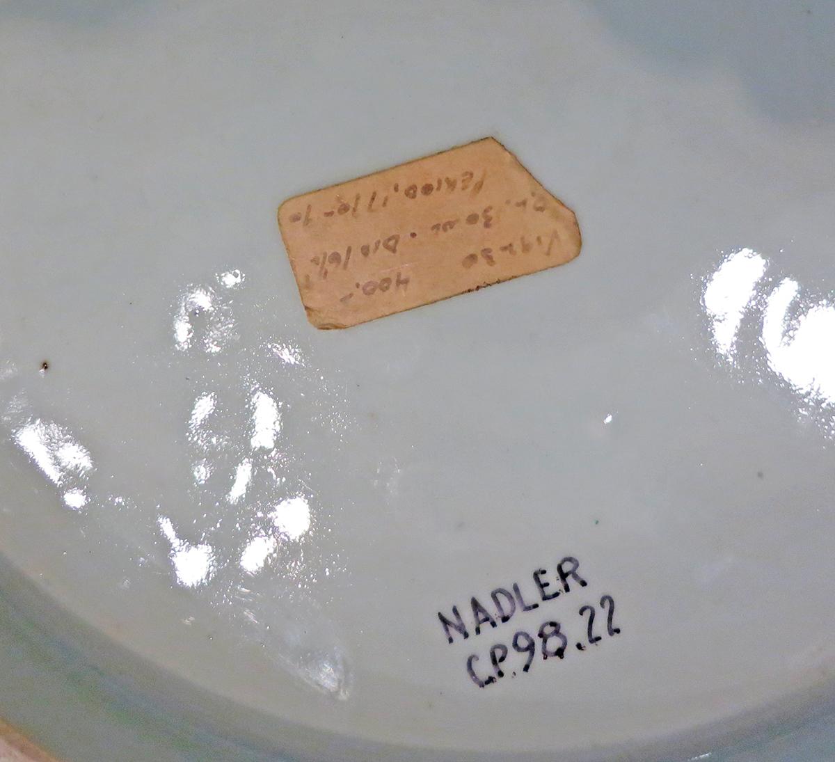 2014.0016.174 Punch bowl underside detail