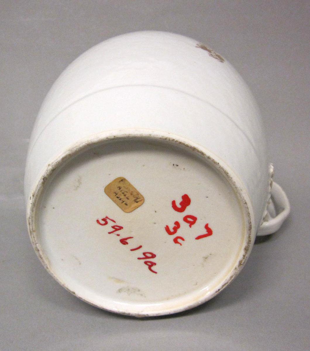 1959.0619 A Porcelain pitcher underside