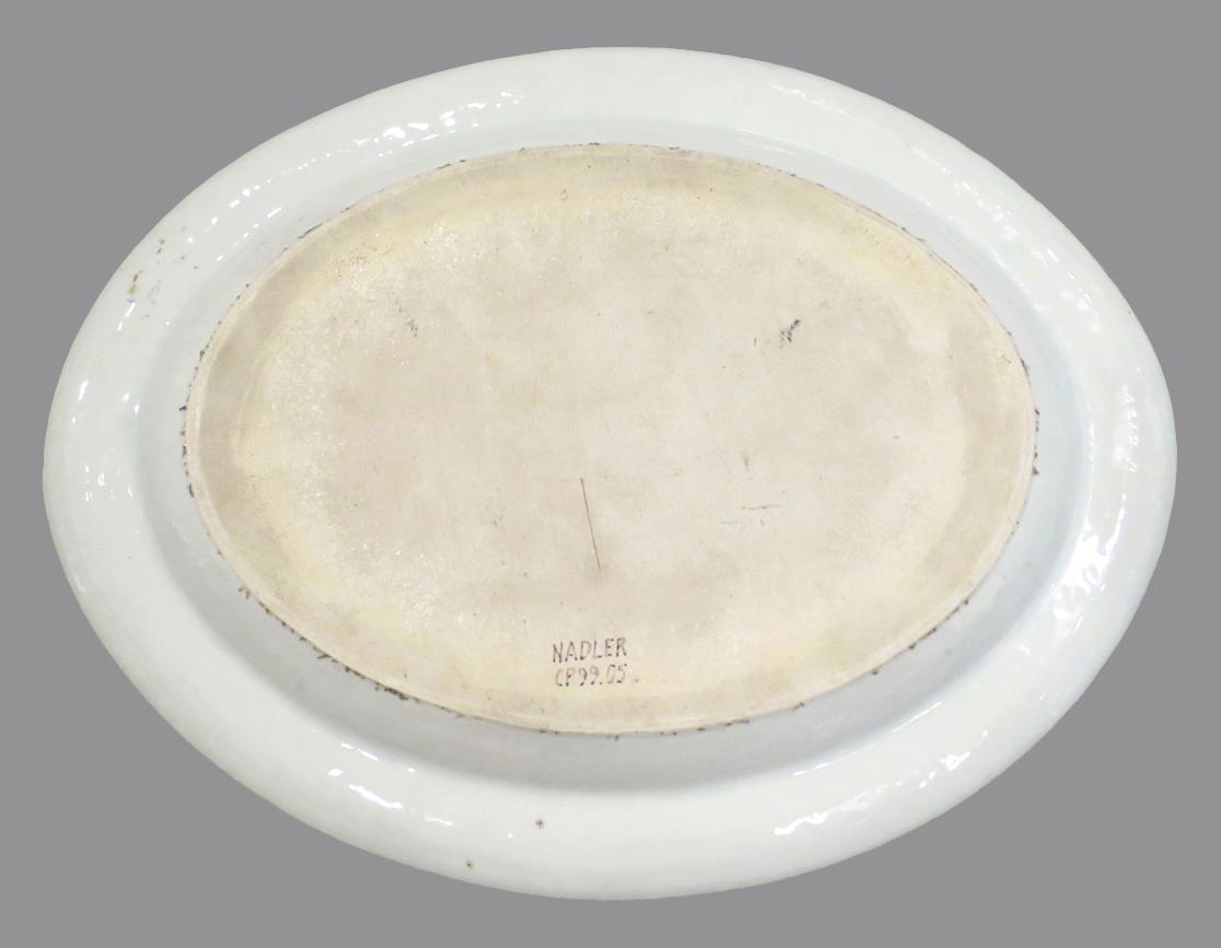 2014.0016.076 Dish, underside