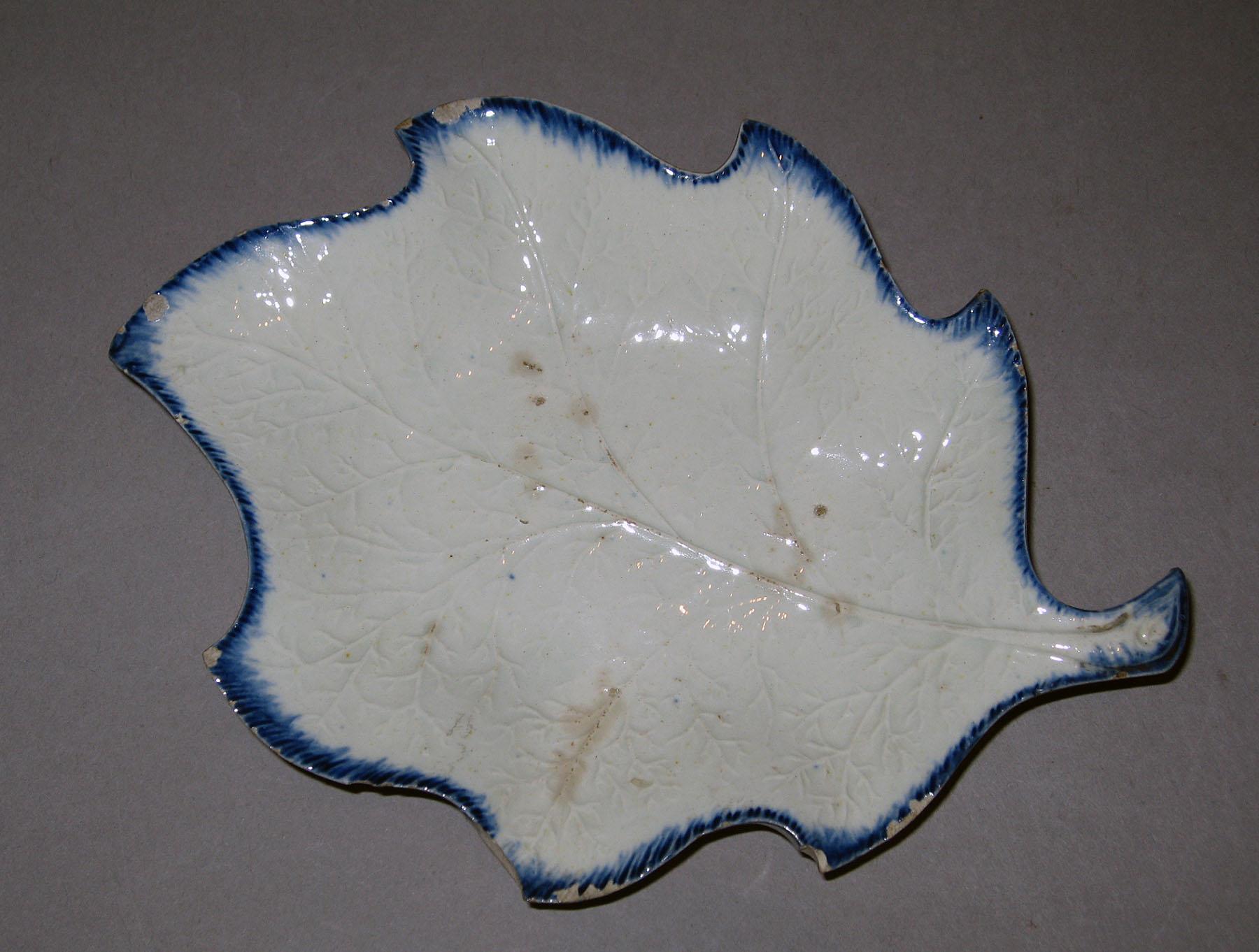 1959.0621 Pearlware dish