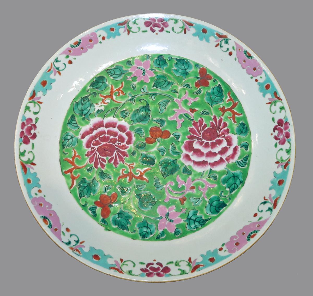 2014.0016.126.001 Dish upper surface