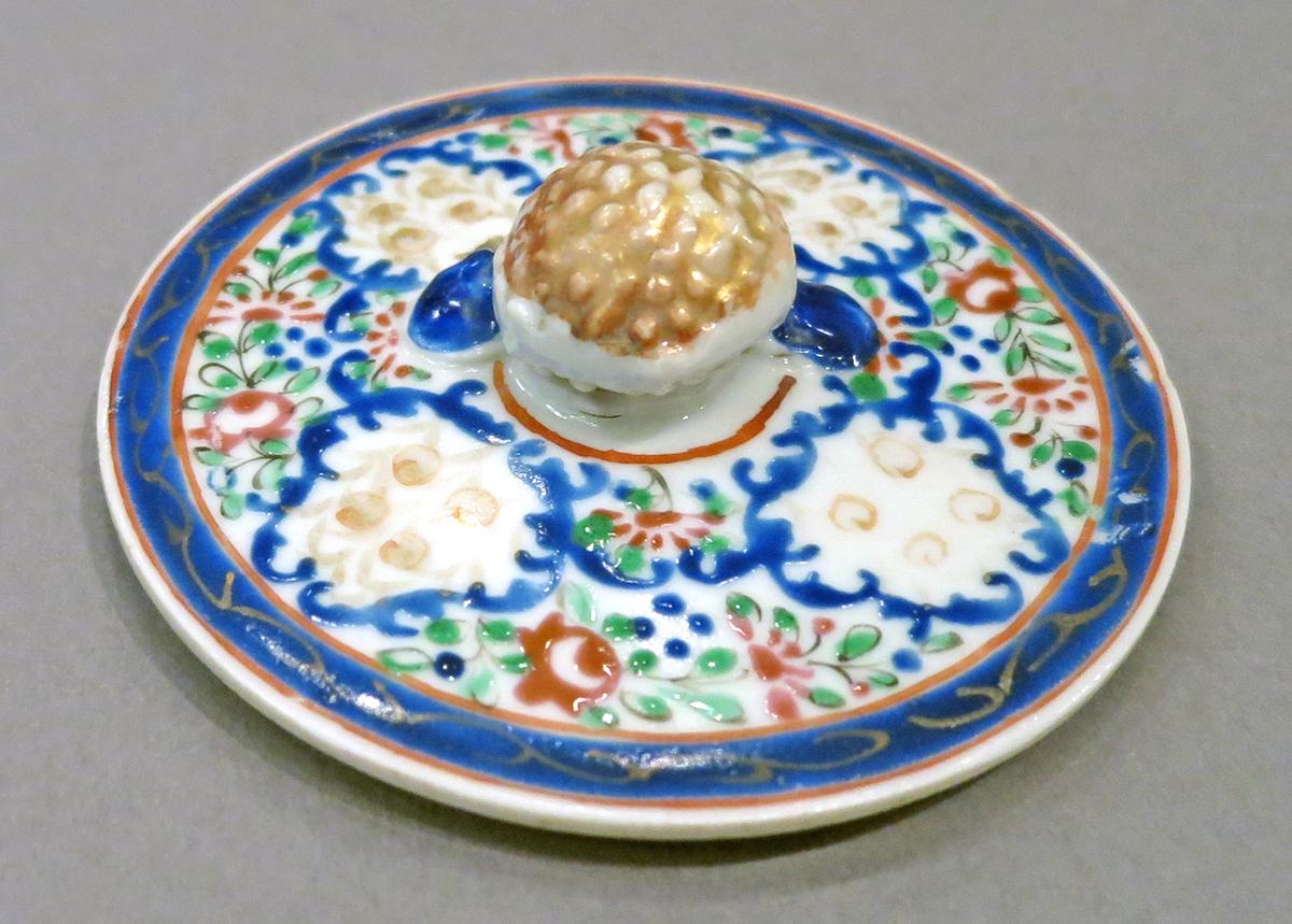 2014.0016.115 B Teapot lid upper surface