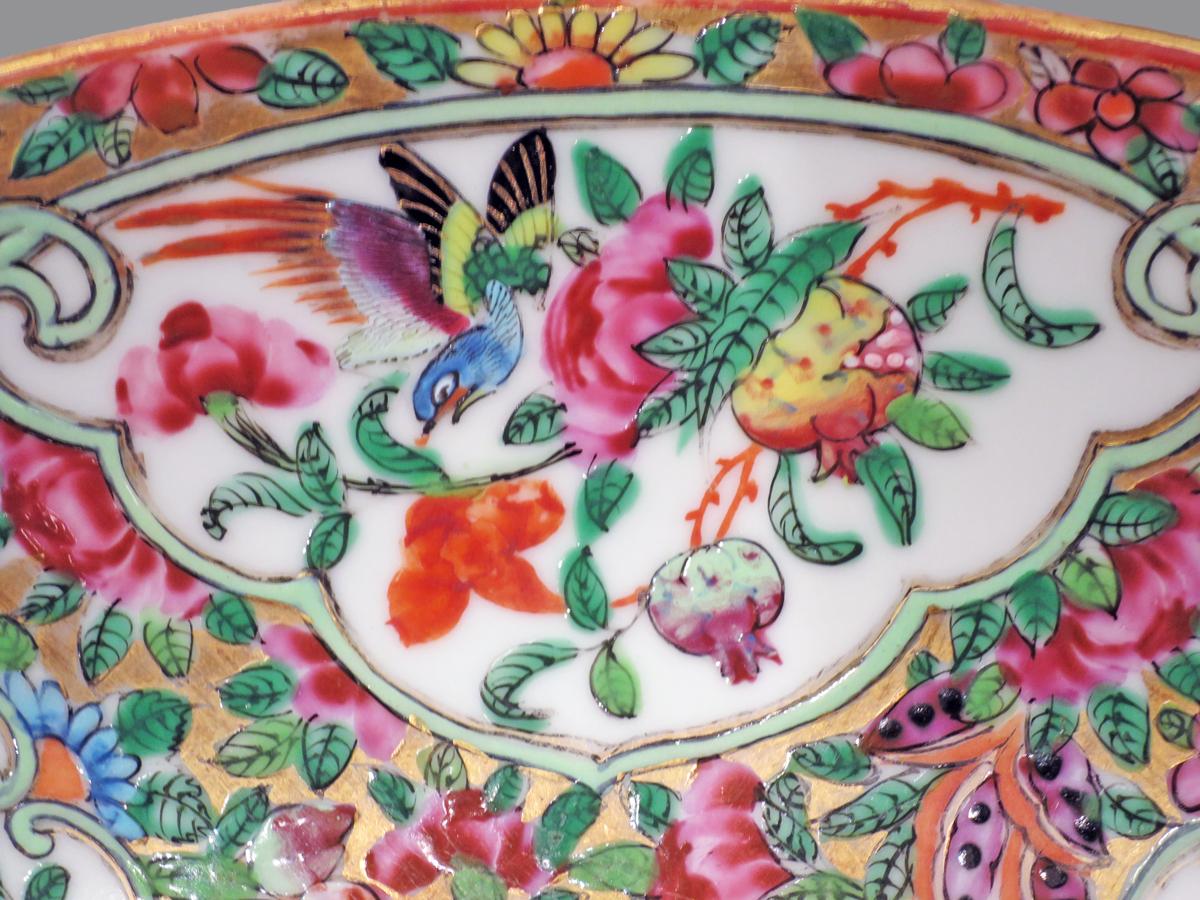 2014.0016.137 Plate, detail 3