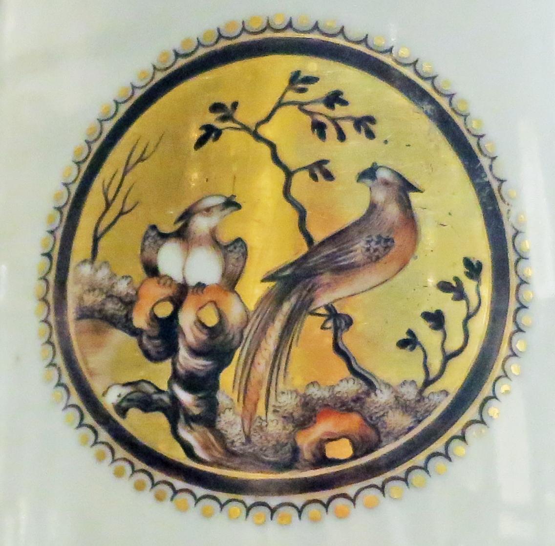2014.0016.147 A Chocolate pot detail 1