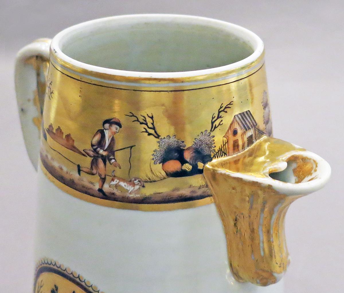 2014.0016.147 A Chocolate pot detail 5