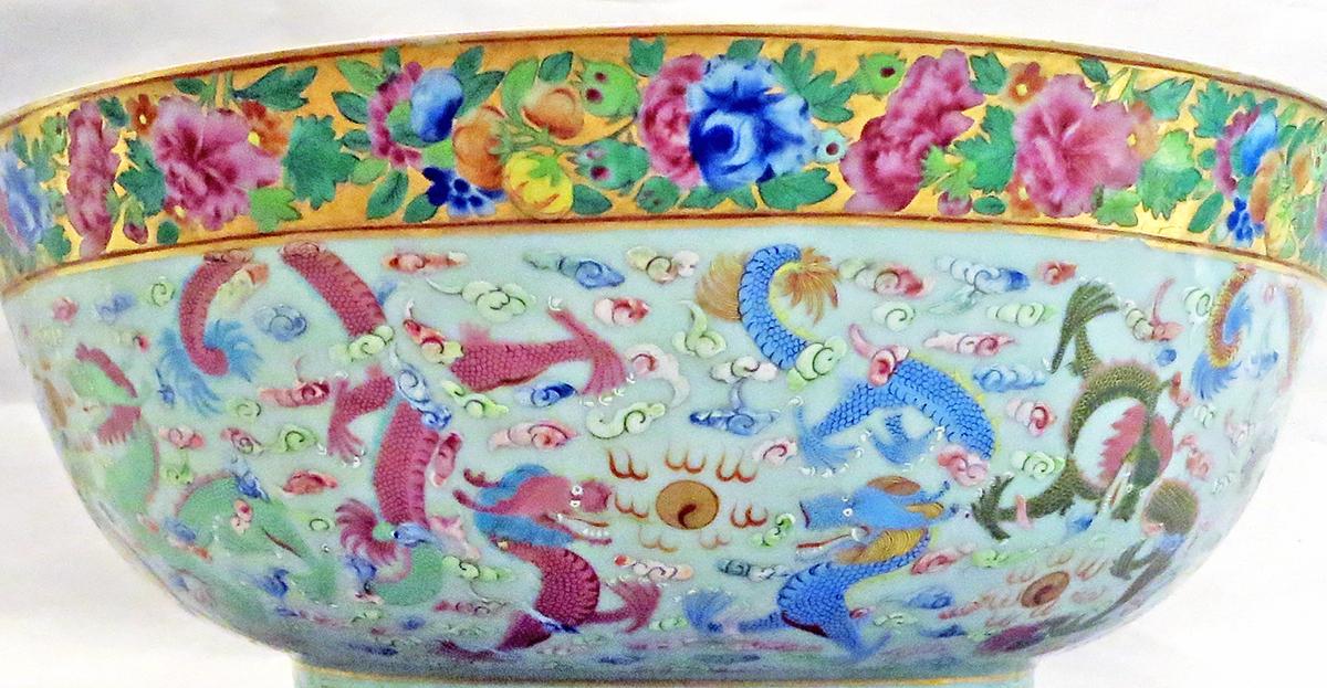 2014.0016.191 Punch bowl side 1