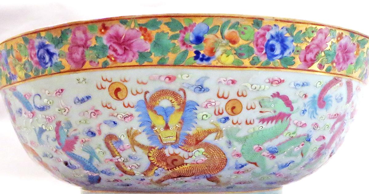 2014.0016.191 Punch bowl side 3