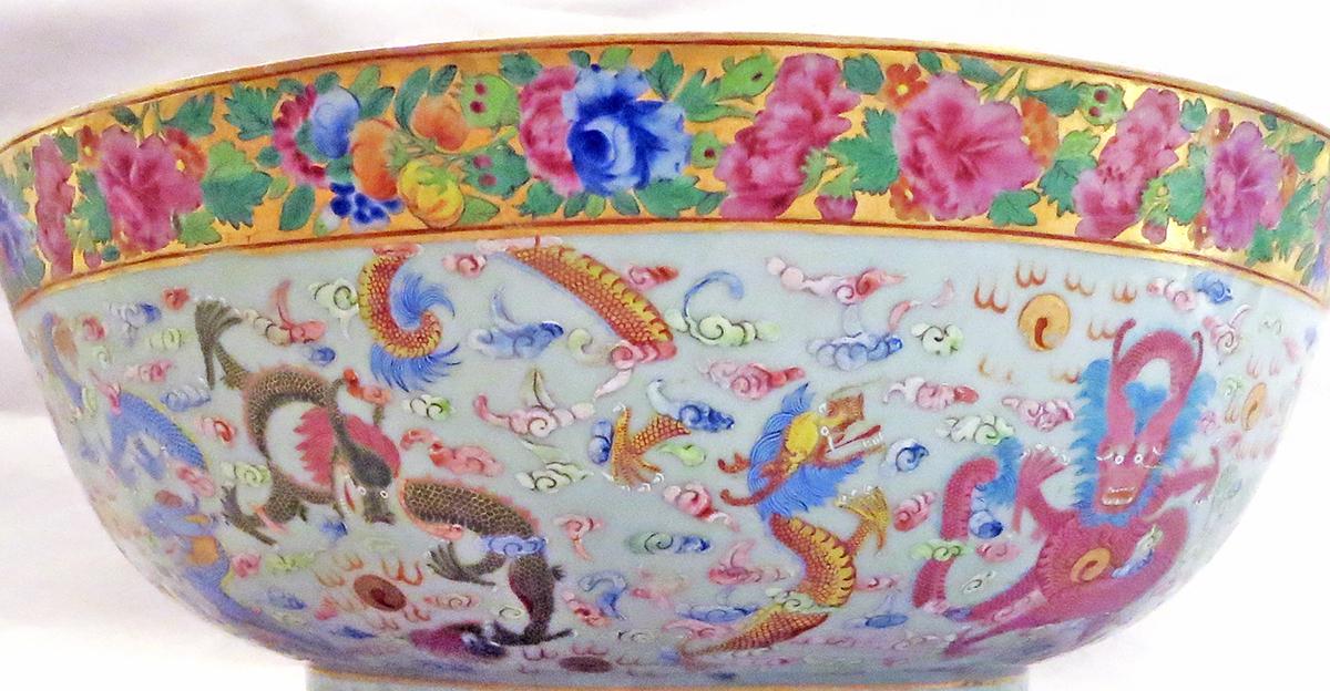 2014.0016.191 Punch bowl side 4