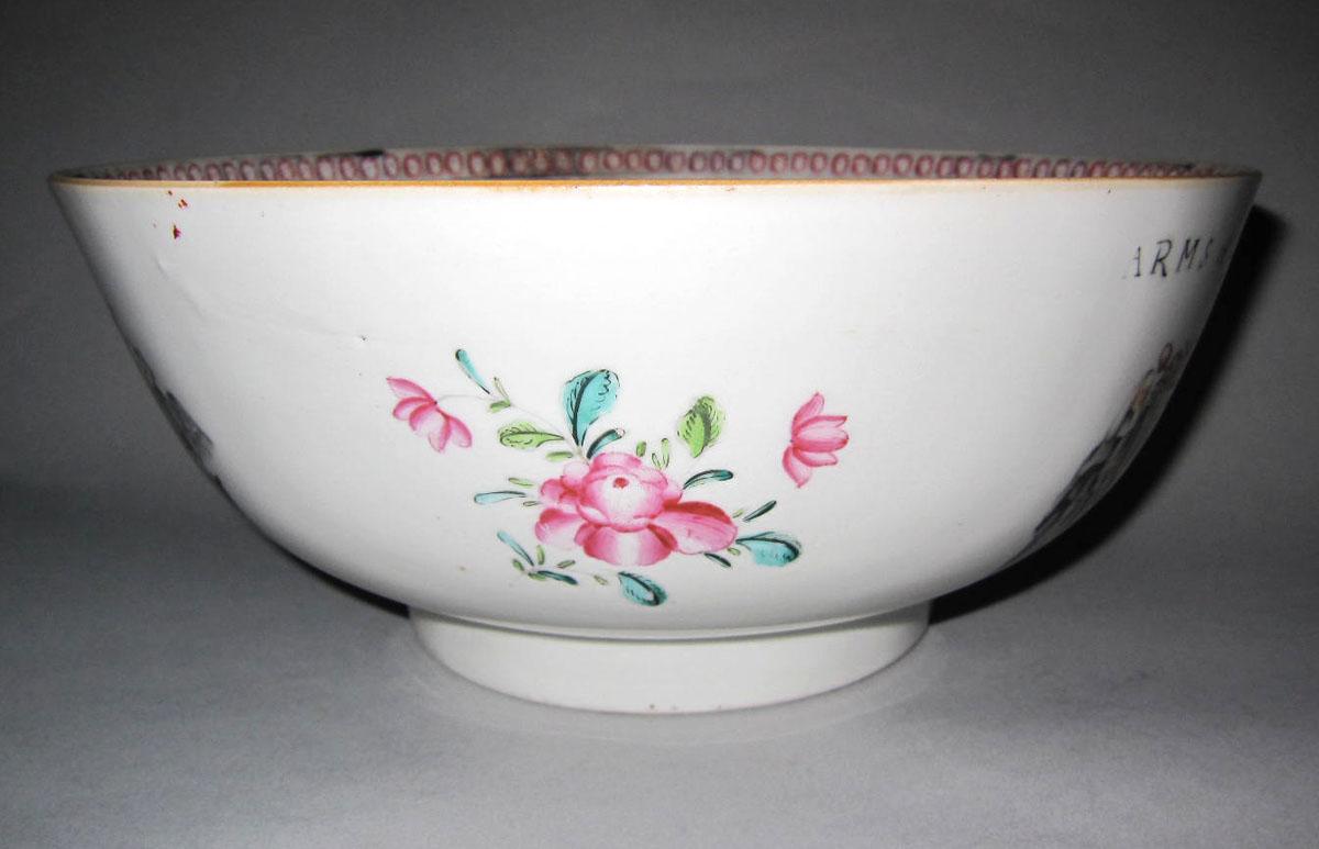 1959.0651 Porcelain punch bowl face two
