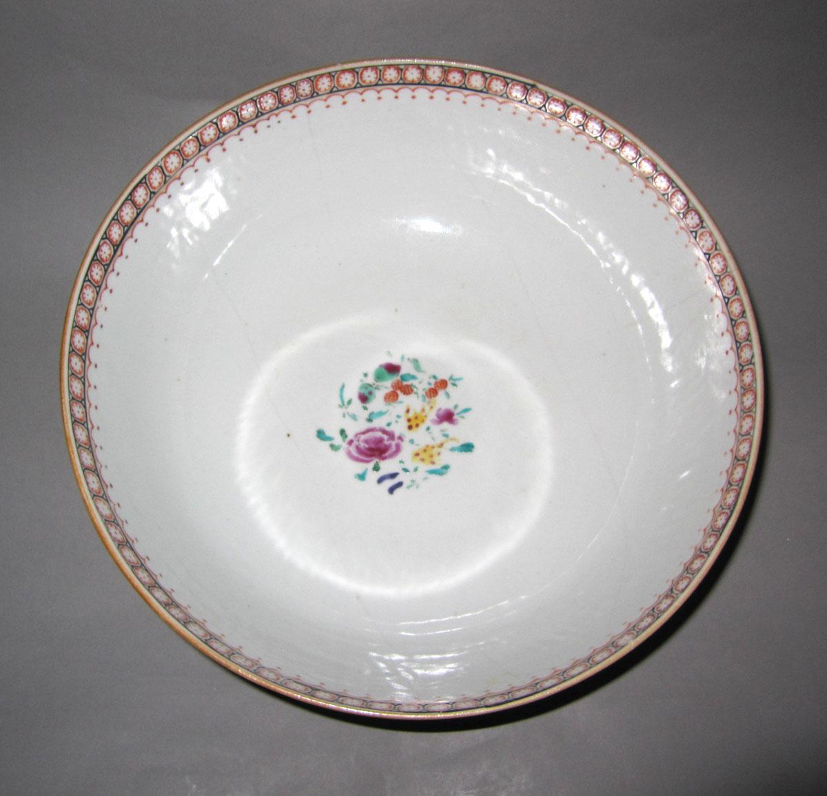 1959.0653 Porcelain bowl top