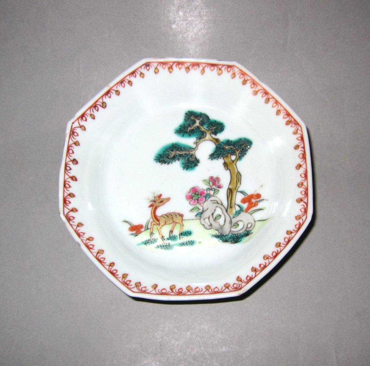 1953.0156.005 B Porcelain saucer
