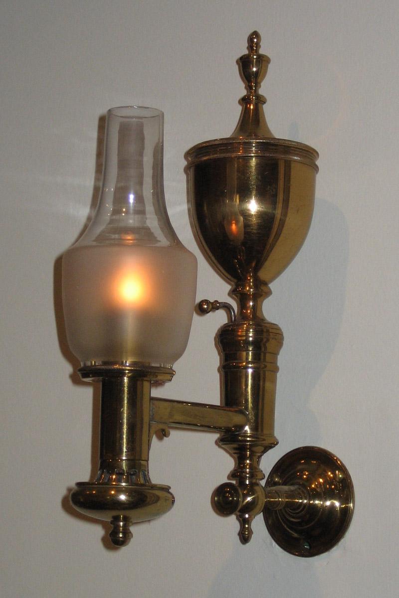 1959.0665 A, B Lamp