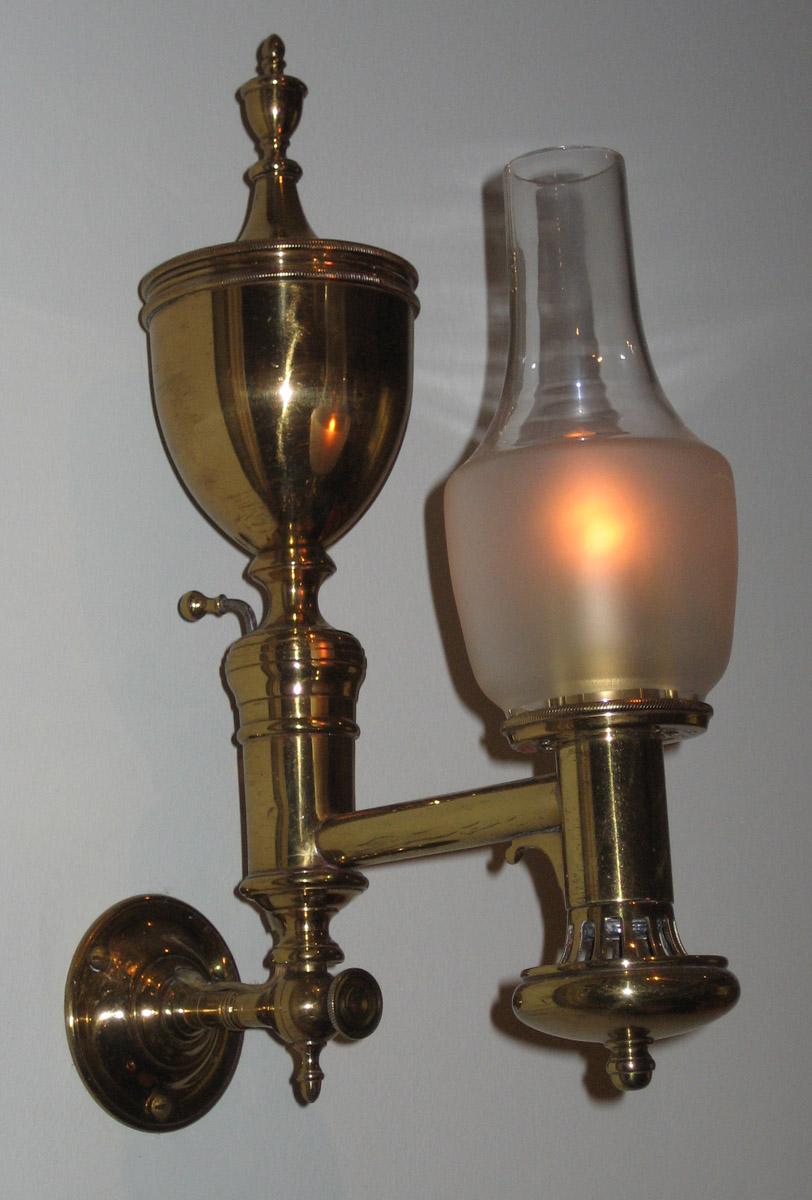 1959.0667 A, B Lamp