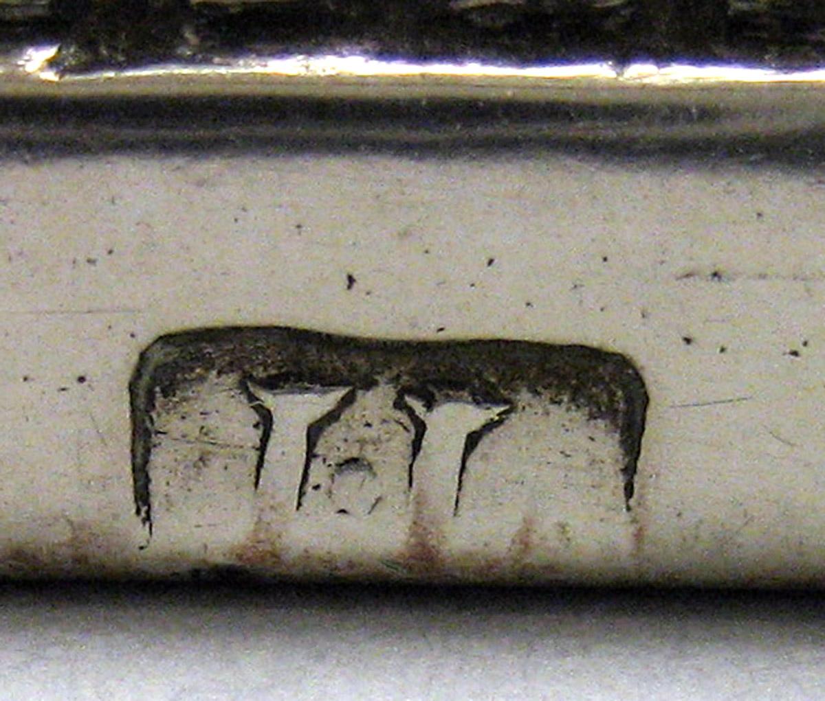 1959.0676.002 Silver Candlestick mark