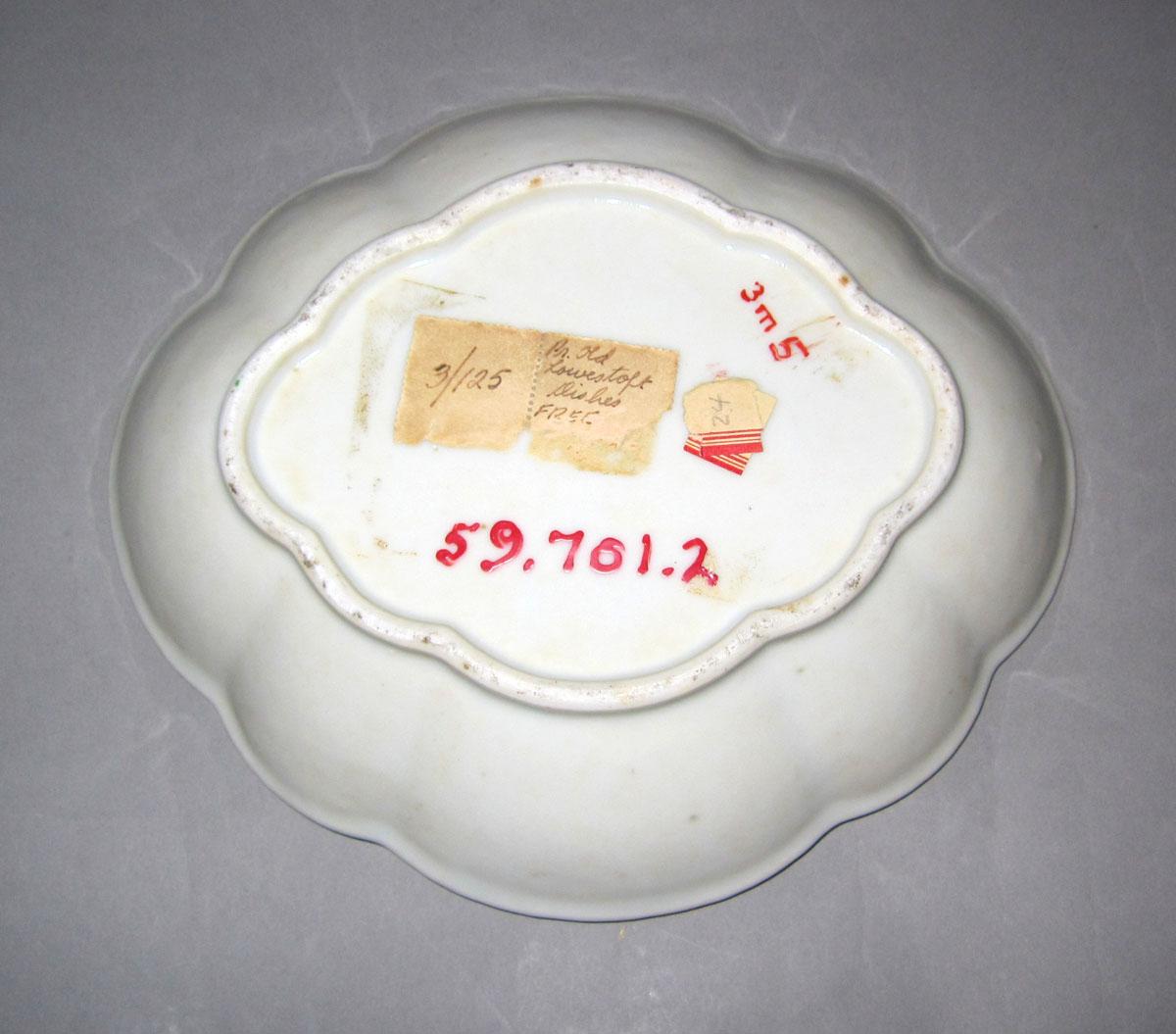 1959.0701.002 Porcelain bowl underside