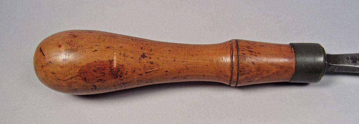 1995.0006.051, Gouge, handle
