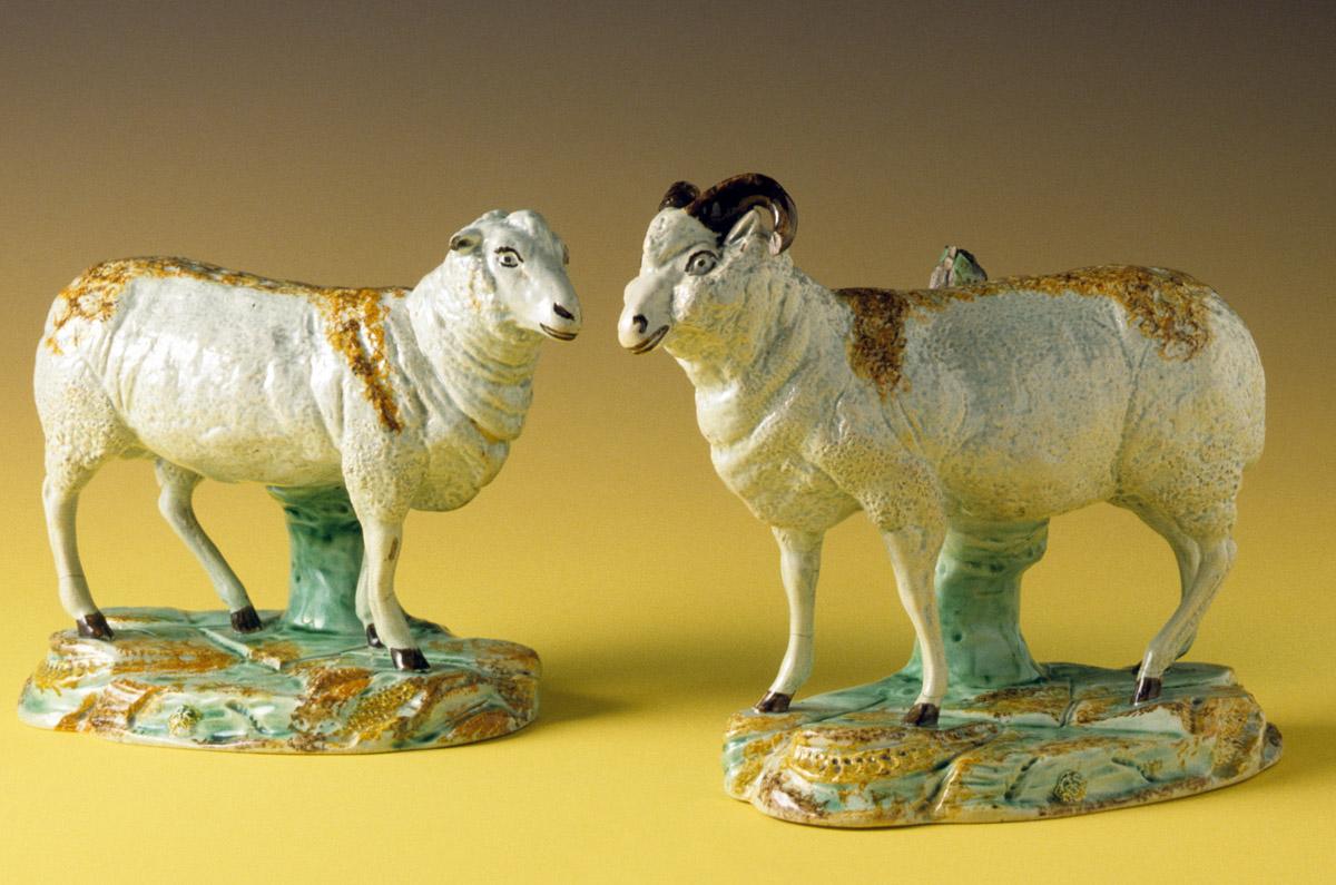 1959.0712, .0711 Pearlware figures
