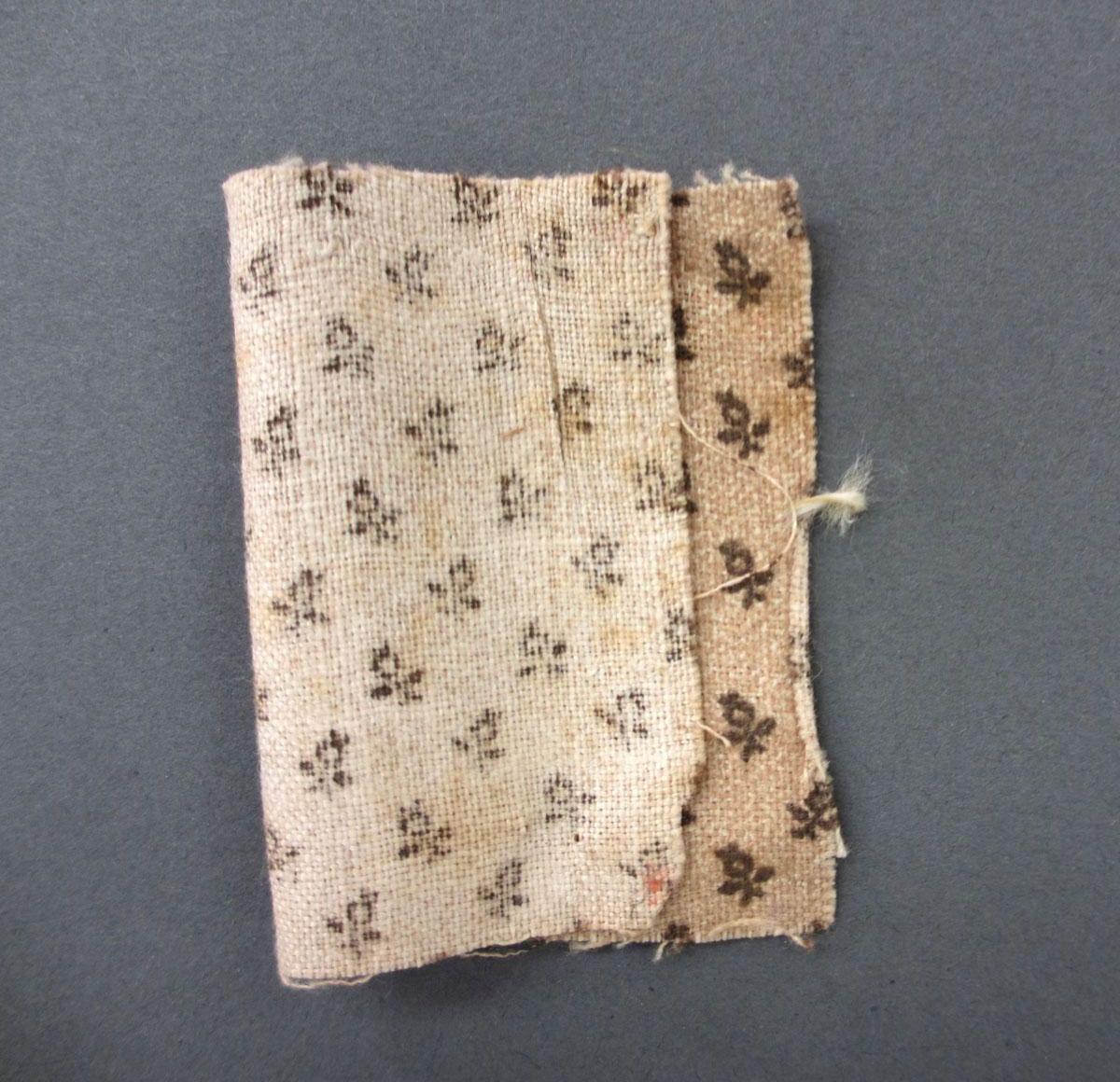 1975.0214.003 B textile, printed, folded corner