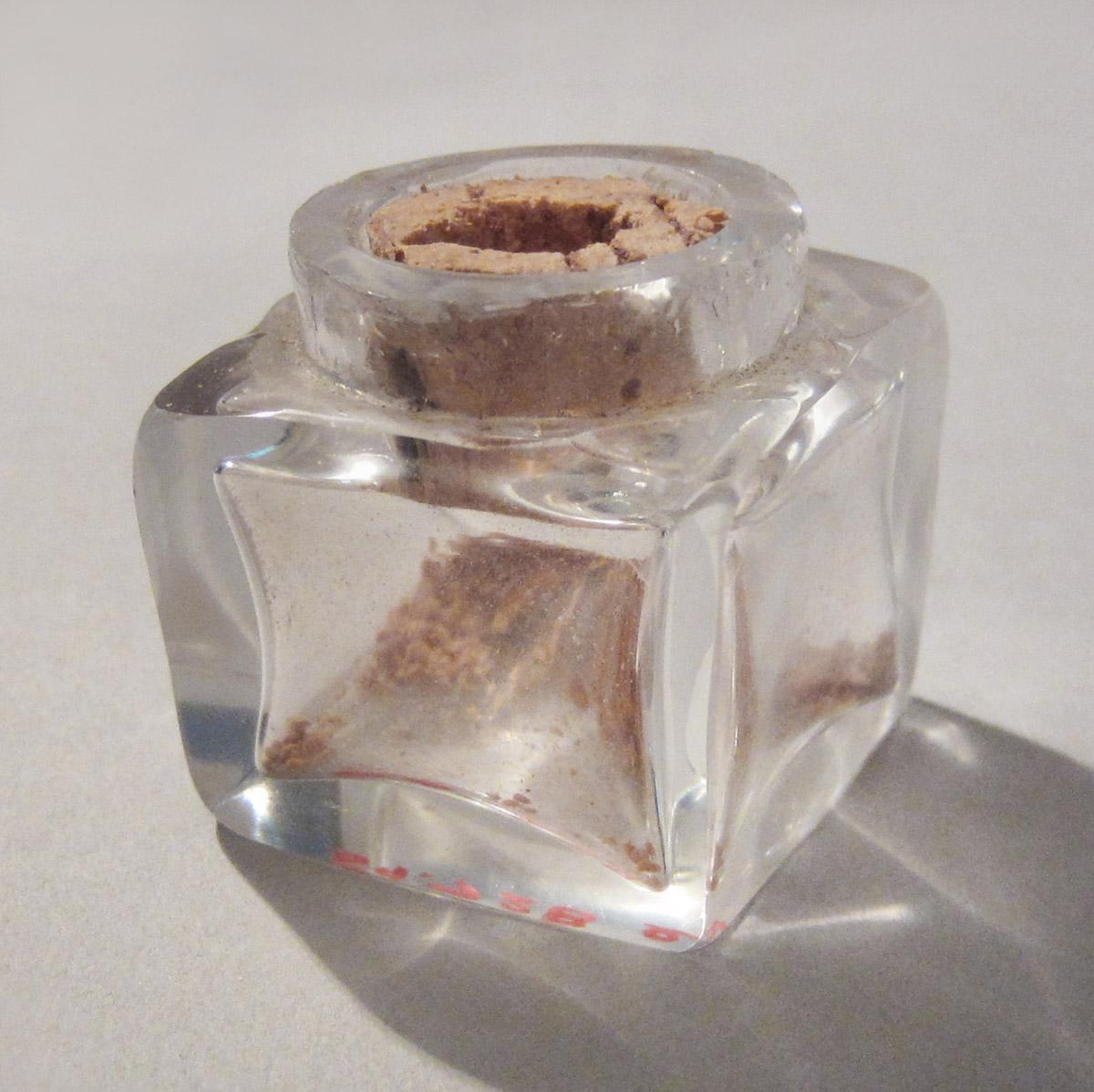 1959.0728 E Bottle