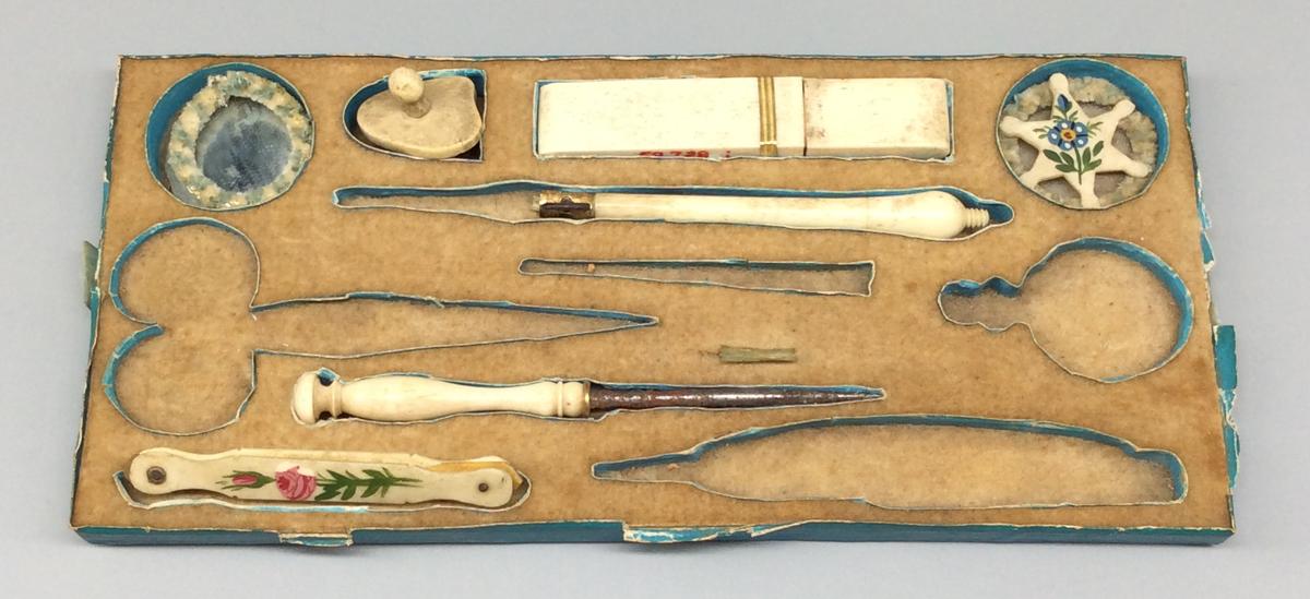 1959.0728 H-O Tool (for needlework), view 1