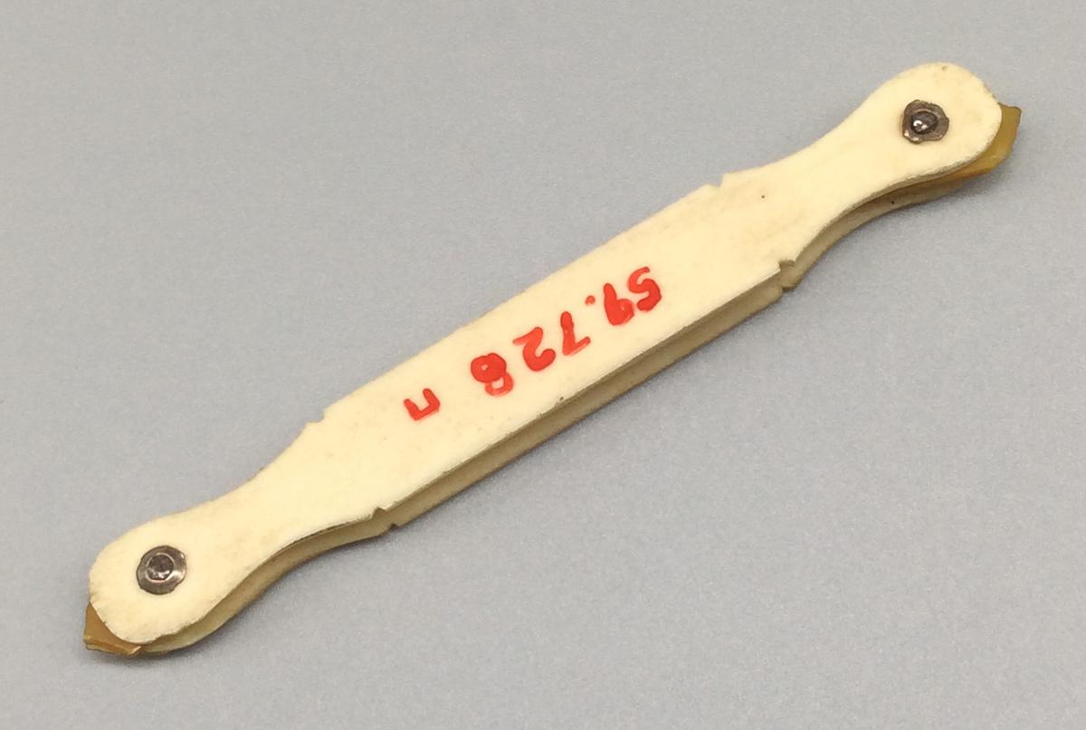1959.0728 N Tool (for needlework), view 2