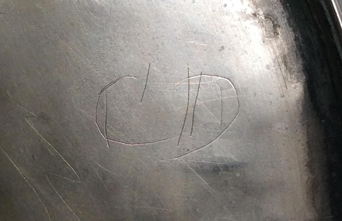 1959.0743 Box, detail 1