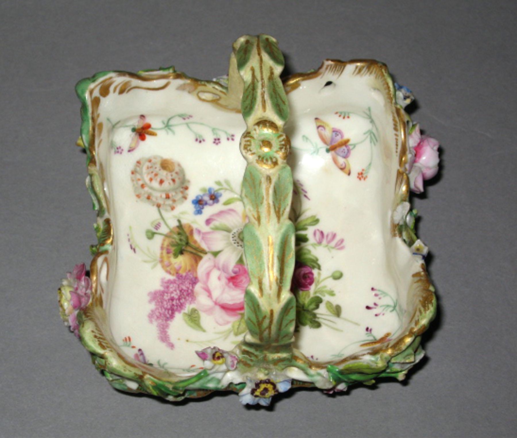 1953.0159.004 Coalport porcelain basket (interior)