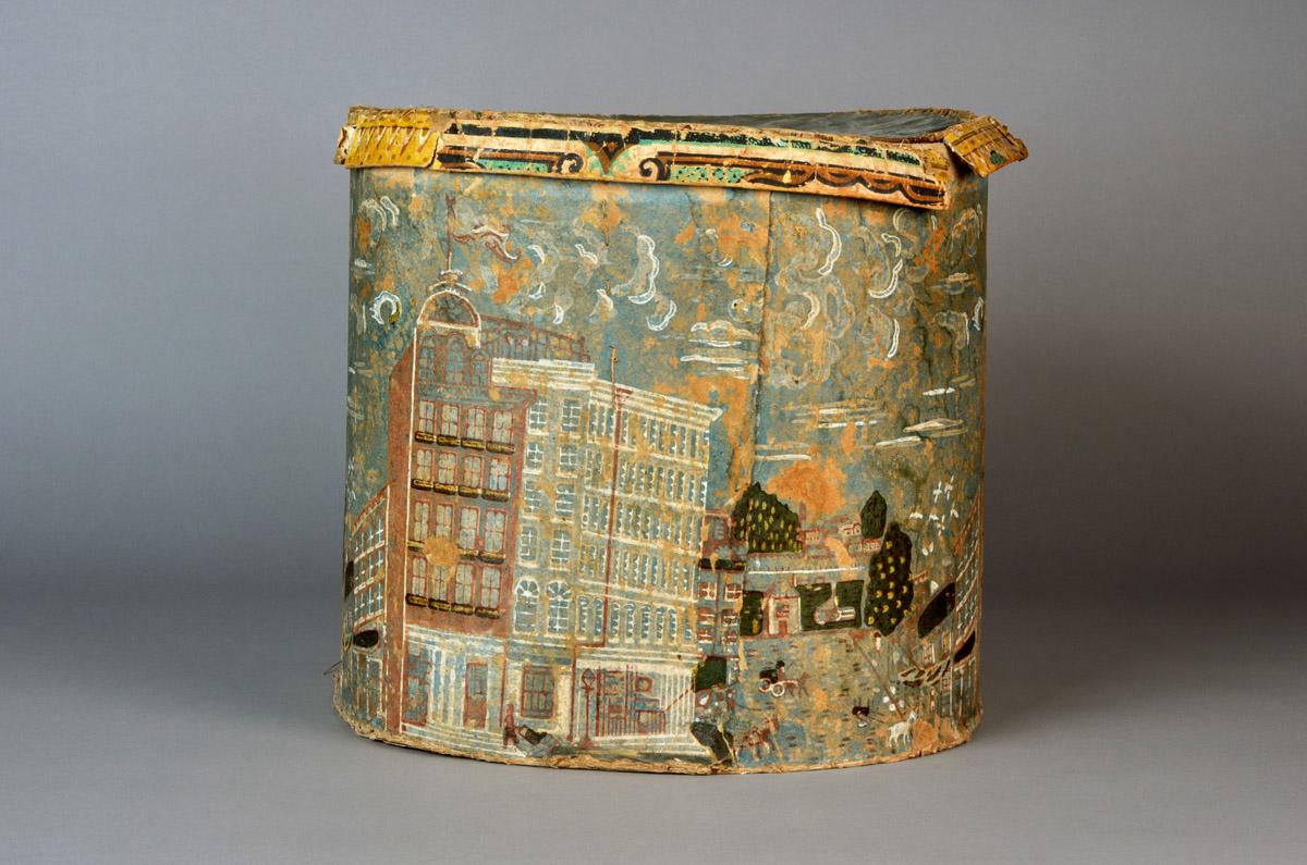 2013.0009.001 A, B Hat box, view 4