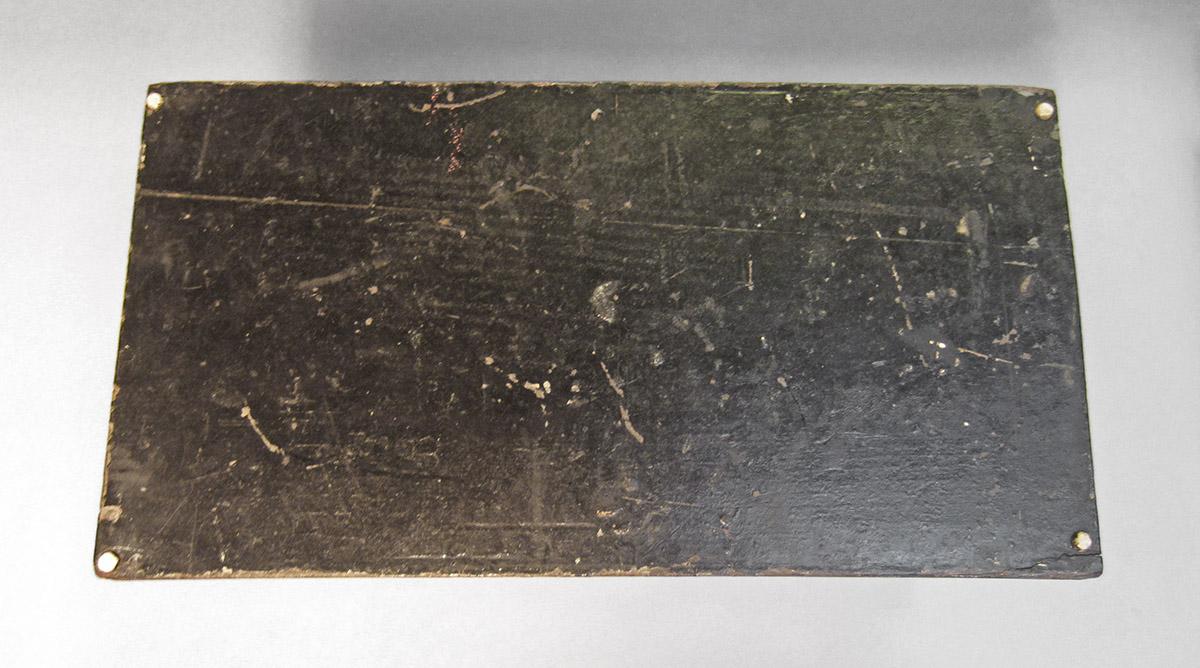 1959.0842, Box, bottom