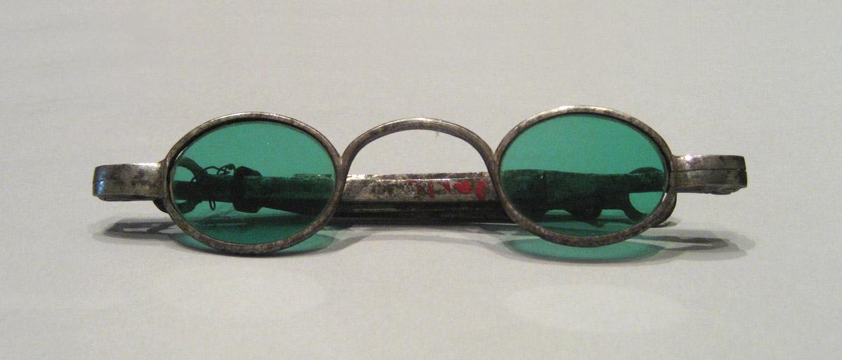 1959.0864 Spectacles