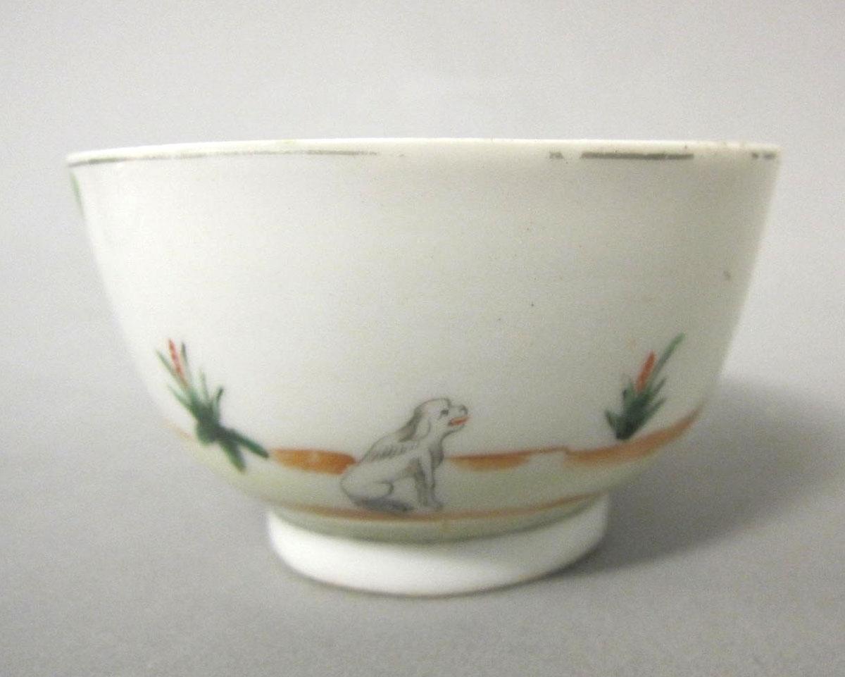 1961.1676 A Porcelain teabowl face three