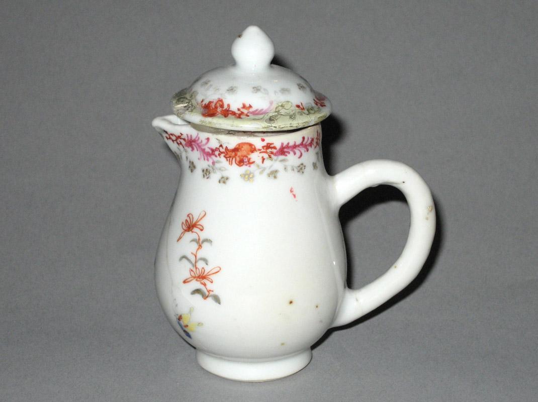1959.0870.003 Miniature cream jug or pot