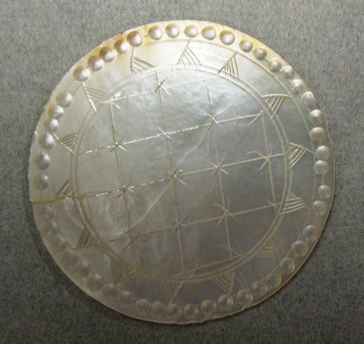 1959.0076.004 Game Counter, reverse
